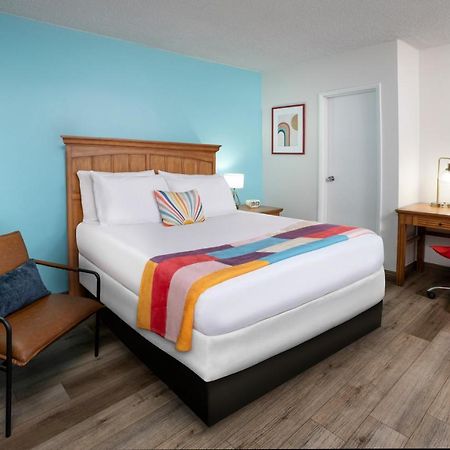 เดอะ เชอร์แมน โฮเต็ล Motel ลอสแอนเจลิส ภายนอก รูปภาพ