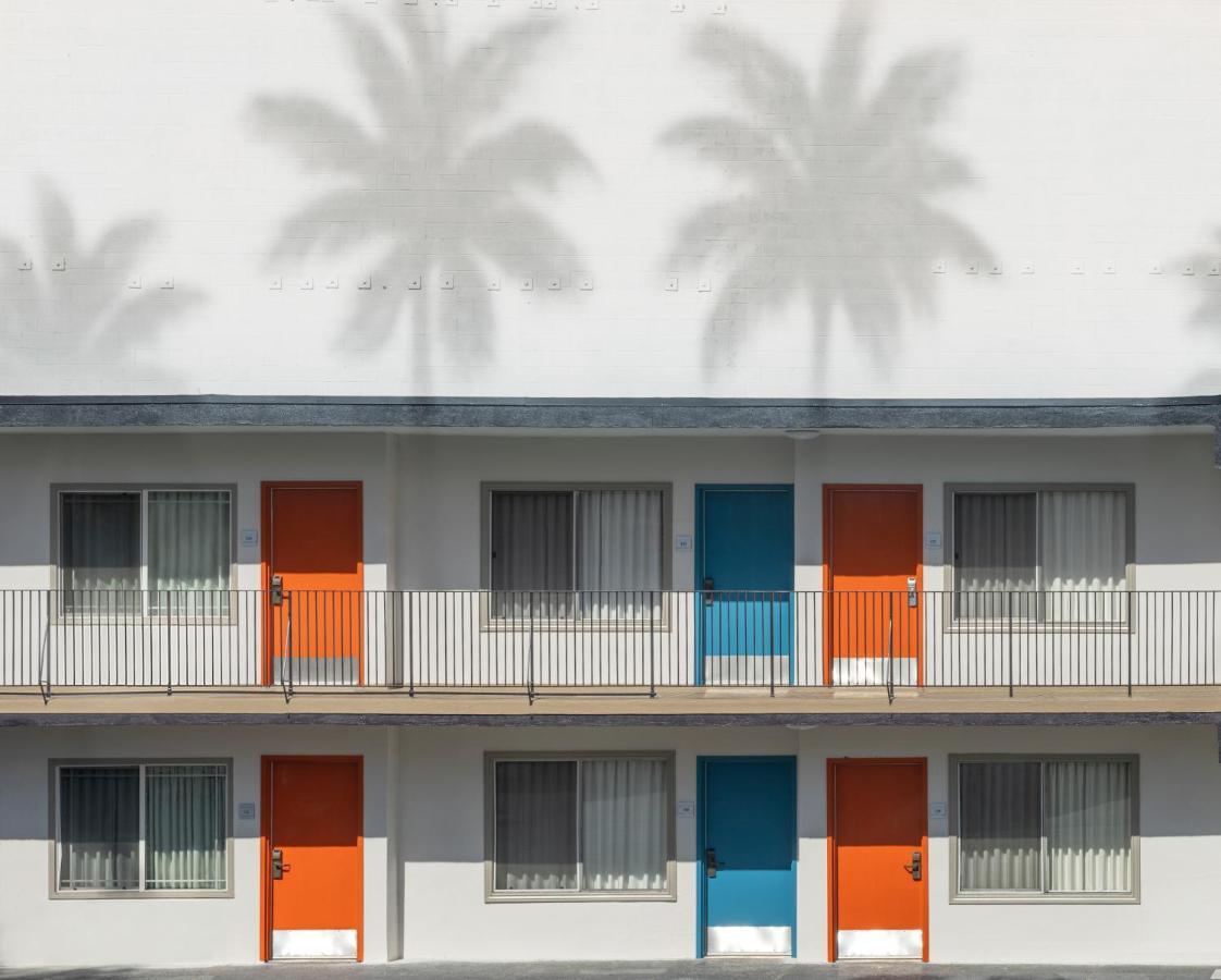 เดอะ เชอร์แมน โฮเต็ล Motel ลอสแอนเจลิส ภายนอก รูปภาพ